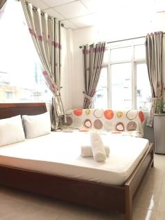 Thanhha Guesthouse At Bui Vien Walking Street - Ho Chi Minh - 9