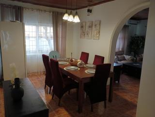 Himma's Luxury Family Suite - 2