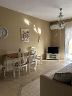 Sofi's Seaside - Ofrínion - 5