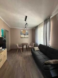 Aпартамент Габи - топ център , тихо място , ПАРКИНГ, cash only - Stara Zagora - 9