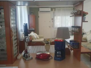 Meli's House by ALP Hospitality Services - Néon Rýsion - 3