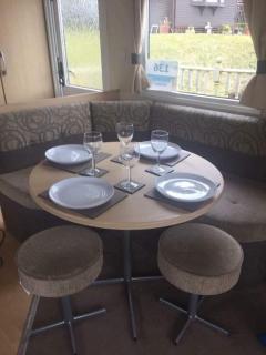 Sea retreat caravans - 2