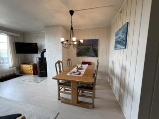 2-Bedroom Apartment with Balcony & Fireplace! - Beitostøl - 4