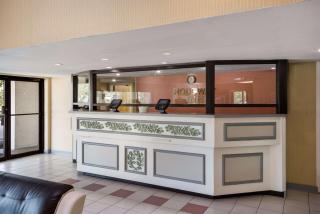 Rodeway Inn At Fort Lee - 1