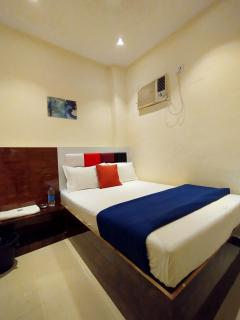 Hotel Aspen - Nr Mumbai Airport - 2