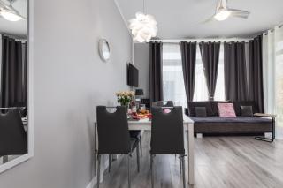 Paraiso Nadmorskie Studio z Basenem i Parkingiem by Noclegi Renters - Łukęcin - 4