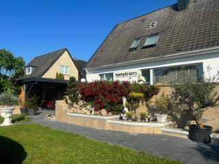 Hotel Kenny & Henry - Cuxhaven - 8