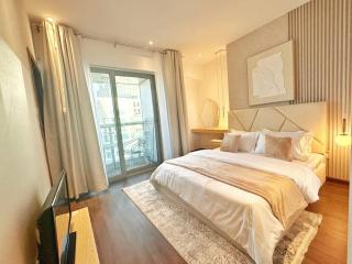 Skyview Haven 2BR & Ocean Breeze - Dubai - 1