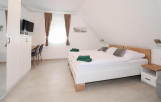 Beautiful Home In Kammern Im Liesingtal - 2