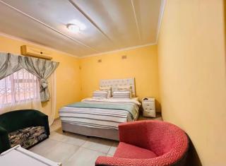 Thuleh Guest House - Empangeni - 4