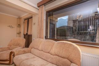 Walter Home Bușteni with Private Terrace - Buşteni - 2
