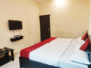 SRI VIGNESH RESIDENCY - Chennai - 7