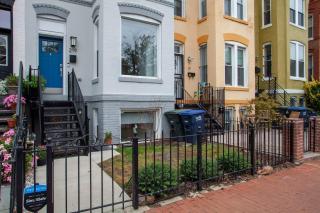 Central DC Flat Sleeps 3 Convention Center - Washington - 1