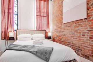 Barracks Row & Eastern Market Oasis Transit-Friendly - 3