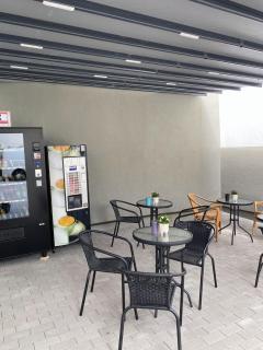 Hotel Central Linz - 24h Self-Check-in - Linz - 4