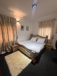 Luxe Apartment Wuse 24hrs power WI-FI, Netflix, YouTube - Abuja - 6