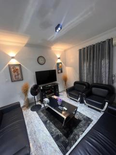 Luxe Apartment Wuse 24hrs power WI-FI, Netflix, YouTube - Abuja - 9