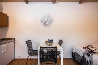 Great Location Downtown Studio - 3