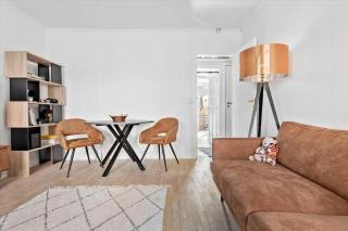 Full apartment - 4 min to downtown - 6