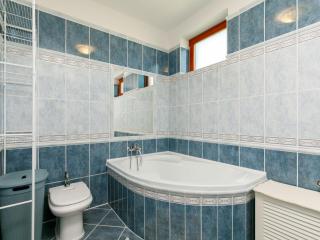 Holiday Home Elisabeta Grande by Interhome - Balatonőszöd - 3