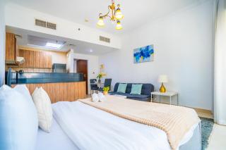 RH- Chic & Sleek Studio apartment, near Burj Khalifa - Dubai - 8