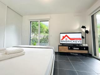 Krystal Garden, Bnbrickeys. - Beausoleil - 3