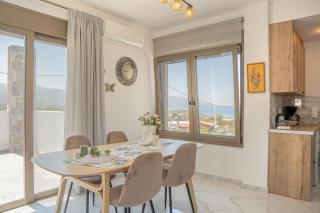 Villa Leandros Premium Suites - Sissi (Sisi) - 9