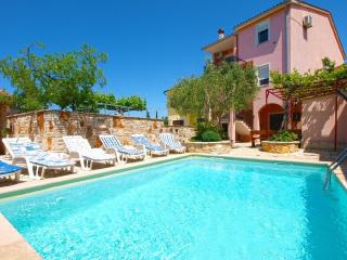 Ferienhaus mit Privatpool für 9 Personen ca 150 qm in Peroj, Istrien Istrische Riviera - Mednjan - 0