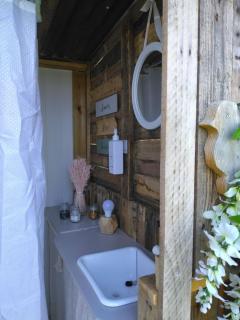 Caravane Seventies avec jacuzzi - Lapalisse - 2