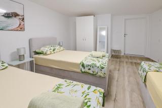 Modern Apartment for 4 people Novalja - Novalja - 8