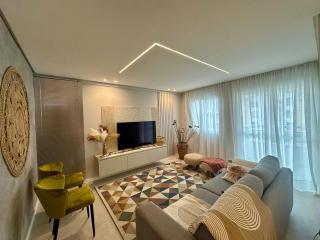 Cobertura exclusiva duplex com vista incrível da praia de Porto das Dunas - 2