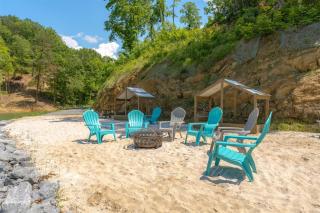 Lake View Serenity Pool Beach Hot Tub Games - Dandridge - 7