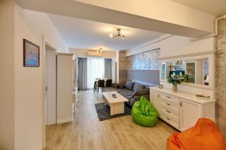 Sea Gem Apartment in Infinity Beach Resort - parking - Mamaia - 4