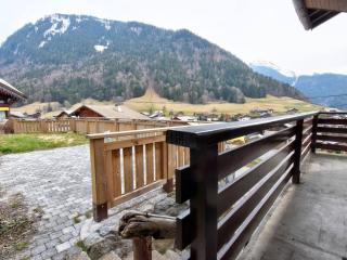 Chalet cosy à Morzine, proche navettes, avec garage, terrasse et équipements complets - FR-1-524-13 - Morzine - 2