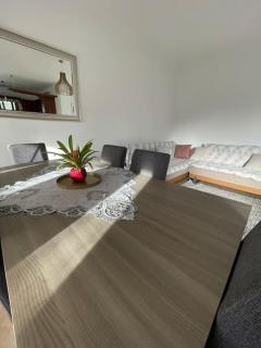 Marias House Rafina - Rafina - 9
