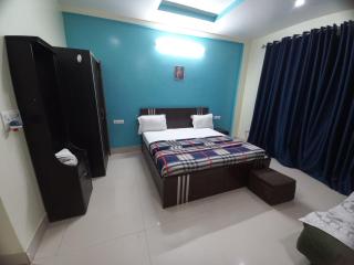 Hotel Vrinda - 4