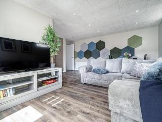 Historical West Belfast 5 Mins to City Centre - Pass the Keys - Belfast - 3