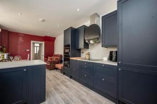 Large Period House with Garden near Peckham London - Pass the Keys - 5