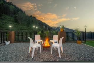 The Green Trails Kufri I Family Accomodation I Valley & Mountain View I by Exotic Stays - Kūfrī - 0
