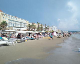 COASTAL apartment - Durrës - 0