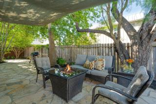 Claret House Full Kitchen and Private Hot Tub - Fredericksburg - 7