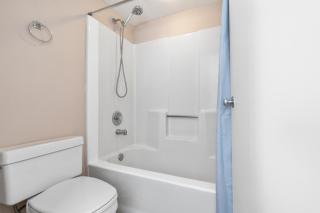 Tristan Towers Unit 3C - 6