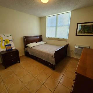 Family Friendly Escape, Pool & Close to Beach Fun - 1