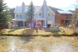 By the River - On The River - WiFi - Cable - Washer - Dryer - Wood Burning Fireplace - Covered Back Deck - Red River - 9