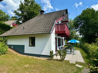 Ferienhaus 22 mit Seeblick und Garten bis 6 Personen - Kirchheim - 0