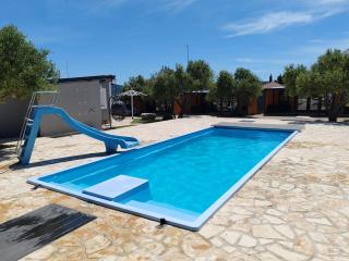 New! Mobile Home Domina near the beach with shared pool - Pirovac - 8