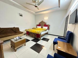 Islamabad Guest House - Islamabad - 0