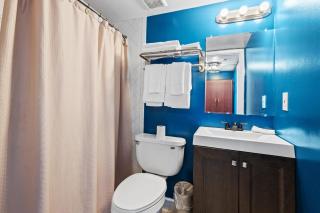 Ocean View Hotel Room with Balcony- 2 Full Beds #20 - Fort Pierce - 8