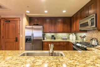 Catamount Lodge 308 by East West Hospitality - Truckee - 7