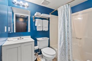 Ocean View Hotel Room with Balcony- 2 Full Beds #22 - Fort Pierce - 8